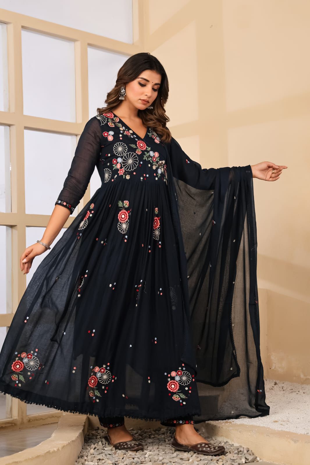DARK BLUE FLORAL EMBROIDERED THREAD WORK MULCOTTON ANARKALI WITH ANGRAKHA PATTERN