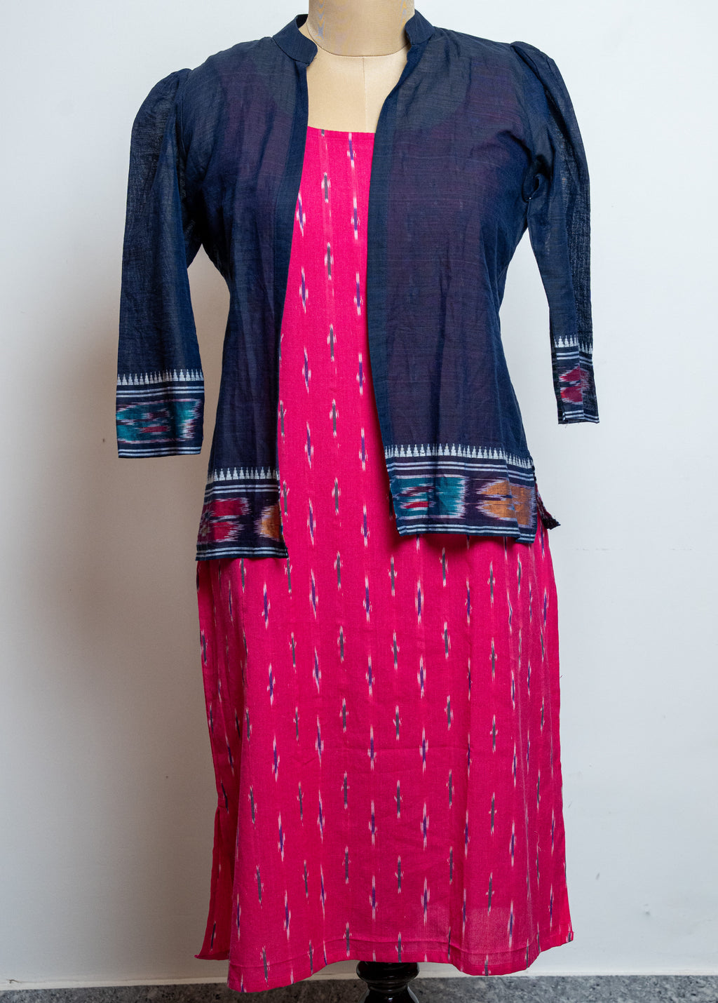 IKKAT INNER WITH SHORT JACKET