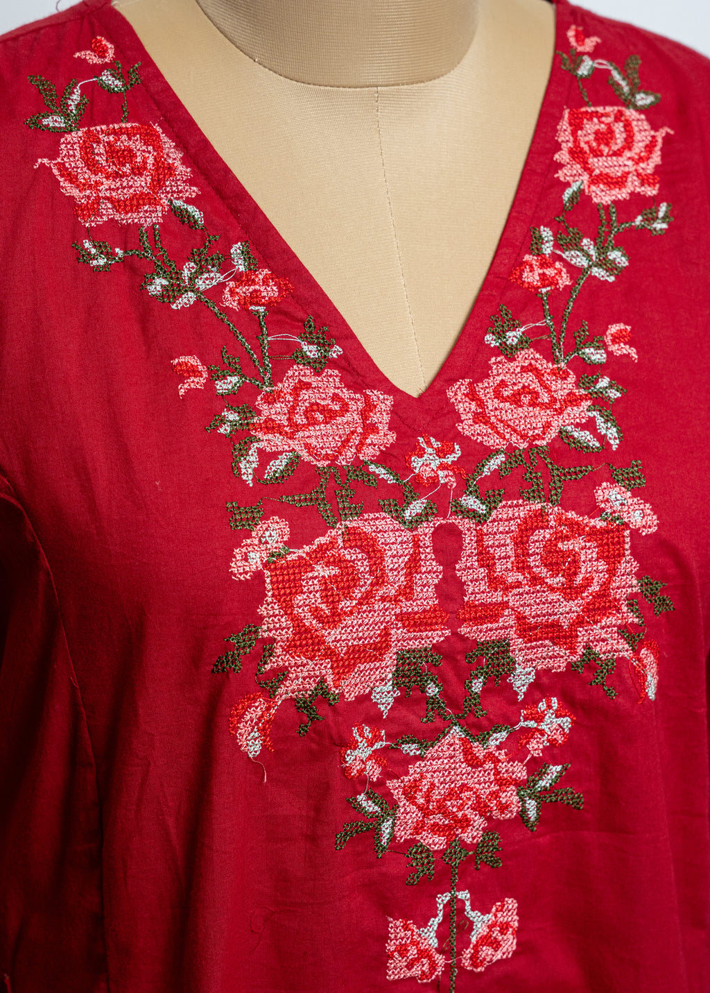 MAROON  Cotton A-Line Kurta Pant Set with Floral V-Neck Embroidery"