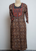 ETHNIC GEOMETRIC PRINTED NOTCHED NECK SEQUINNED COTTON STRAIGHT KURTA