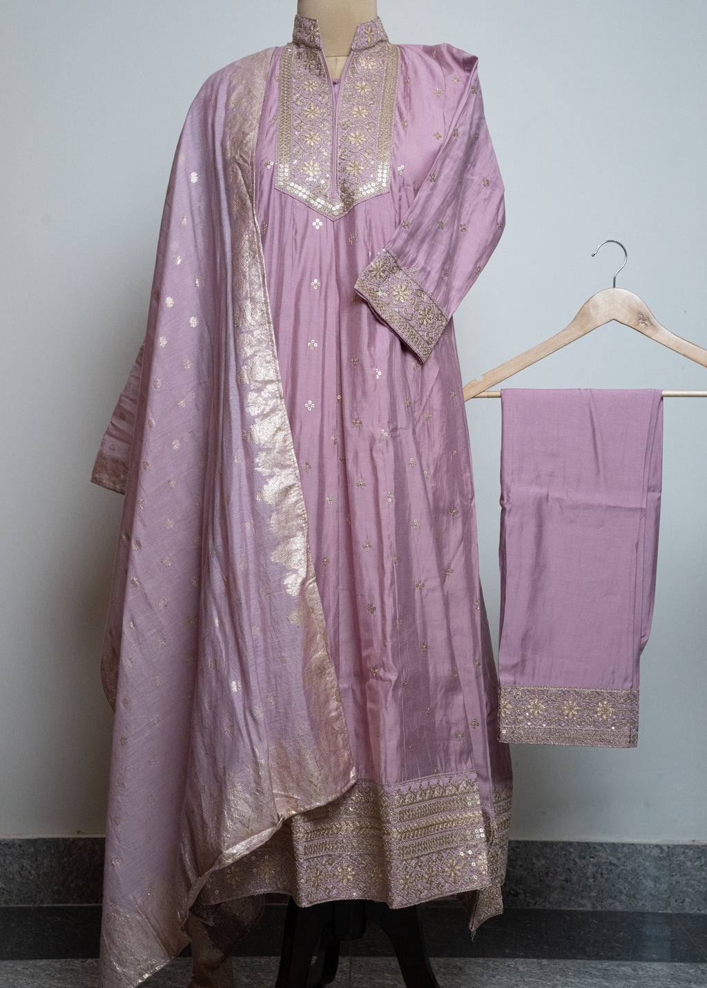 LAVENDER HEAVY ZARI EMBROIDERED ANARKALI
